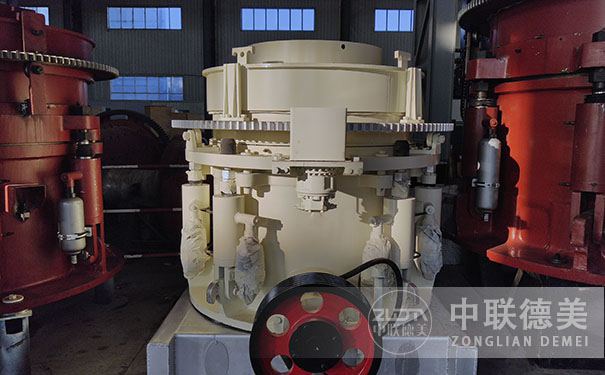 辽宁液压圆锥破碎机现场视频图片