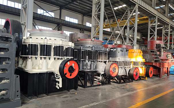 山东液压圆锥破碎机现场视频图片