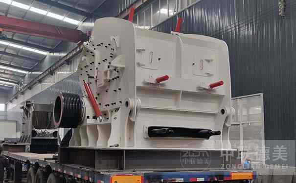 湖北反击破碎机现场视频图片