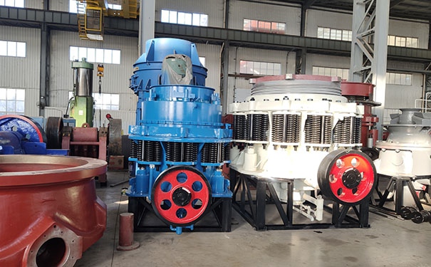 吉林单缸液压圆锥破碎机现场视频图片