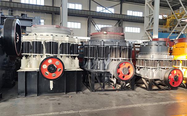 内蒙古多缸液压圆锥破碎机