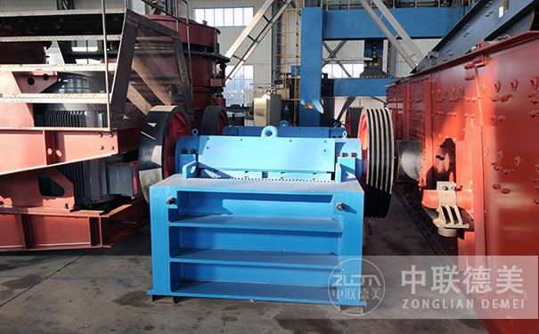 什么是立轴破碎机?