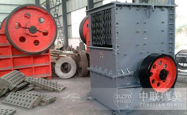 反击破破碎机视频