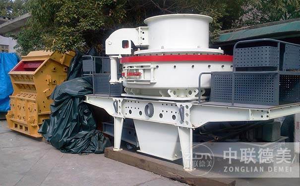 1650圆锥破碎机参数