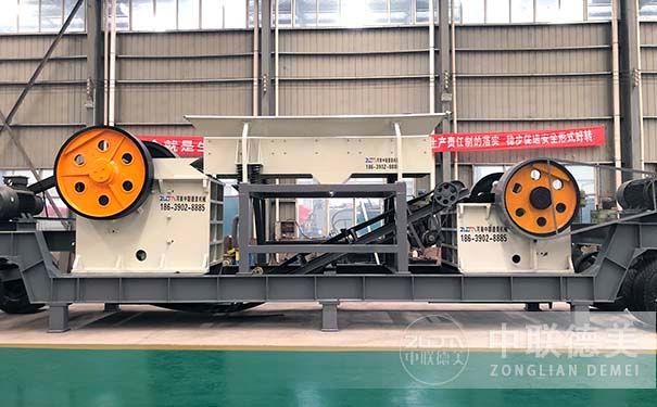 履带移动破碎机